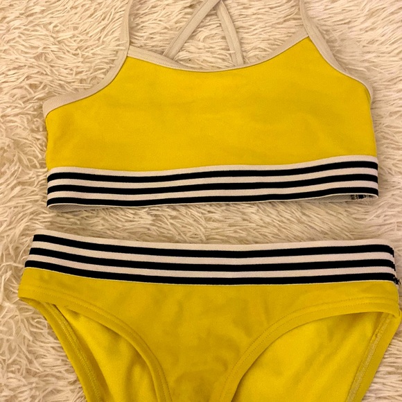 barley worn Abercrombie kids swim bikini. Super cute - Picture 1 of 3